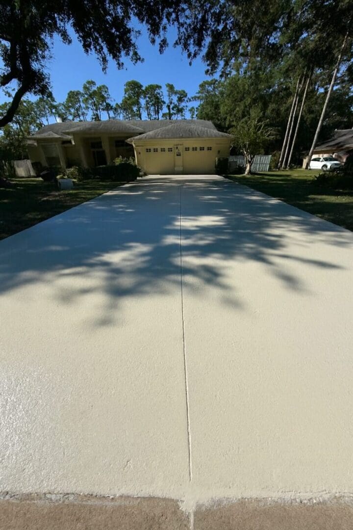 Driveway Resurfacing in Bradenton & Lakewood Ranch: Protecting Your Home from the Florida Sun